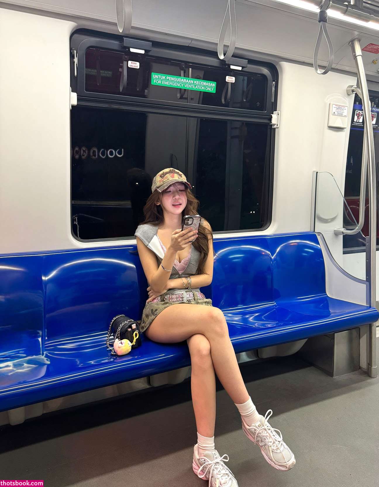 Ellen Tan Photo #28