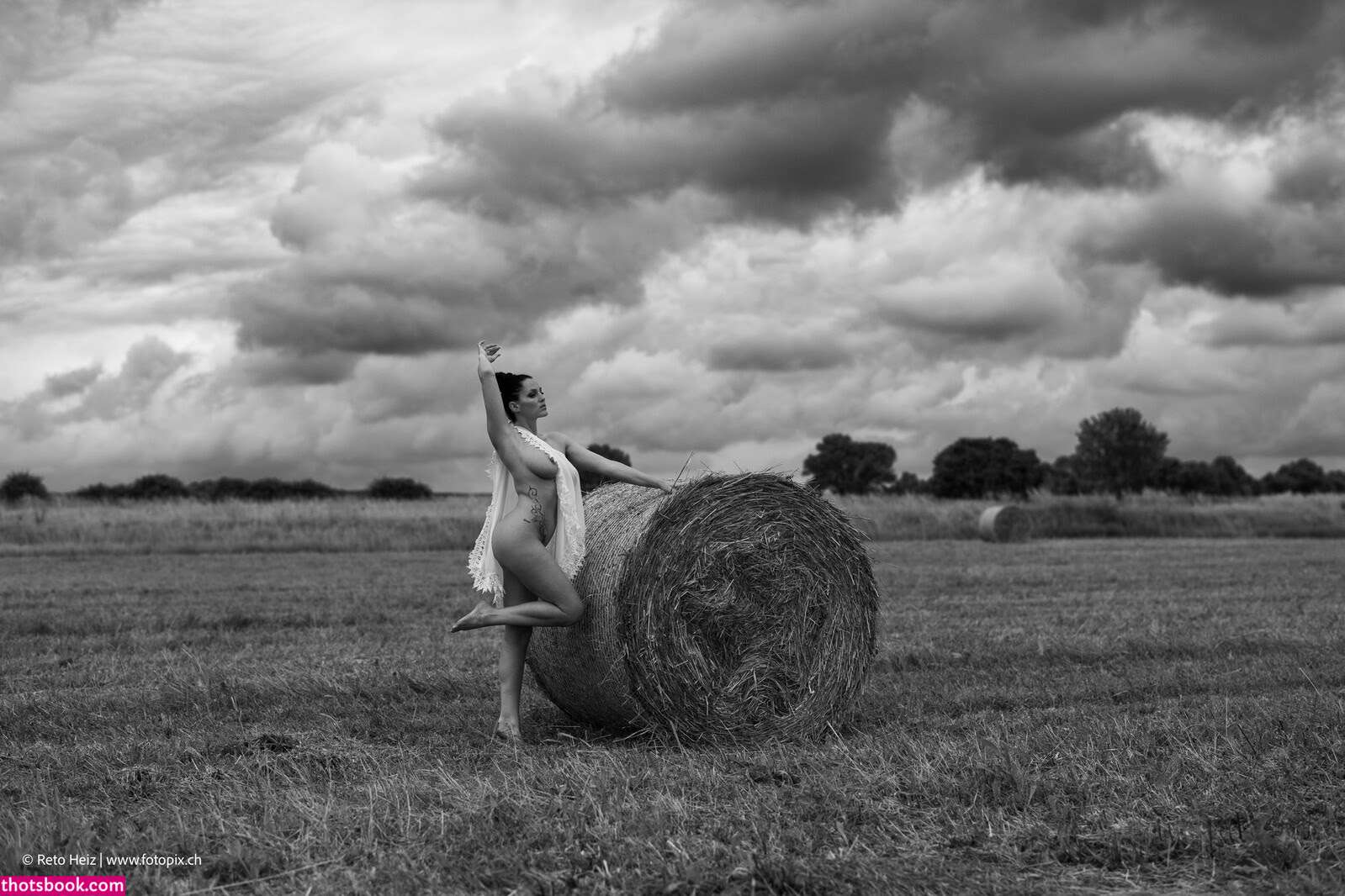 Bombshell Tanja Photo #26