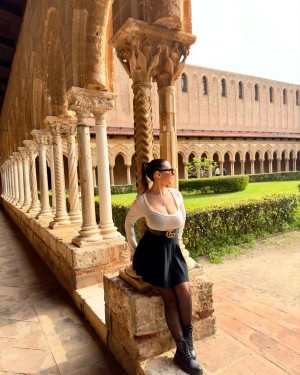 madamex93 Photo #3