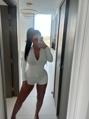 kellllx Photo #10