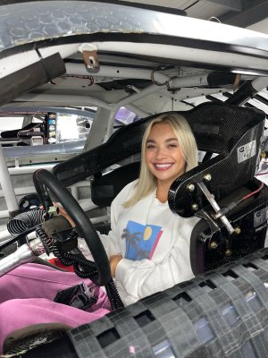 Natalie Decker Photo #22