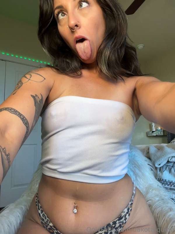 dakota quinn Photo #24