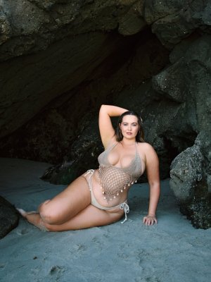 Erinmhk Photo #134