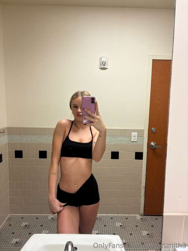 Kenziesmithh Photo #61