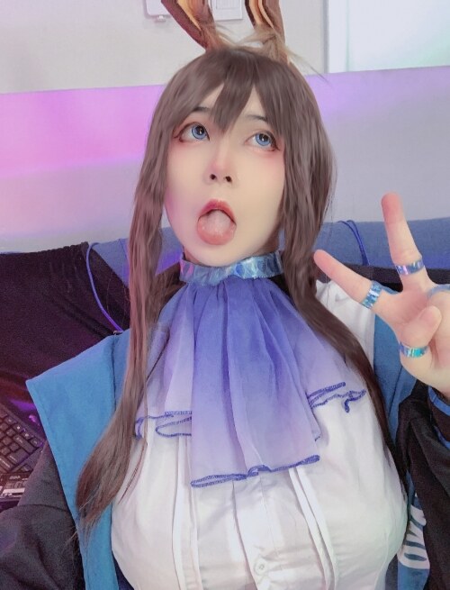 Uyuy Photo #127