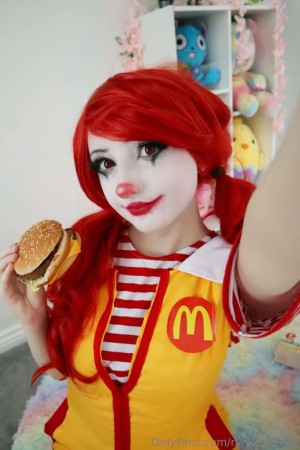 Rynkerbelle Photo #158