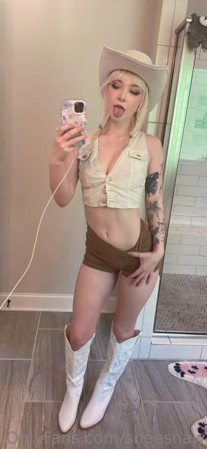 Sneesnaw Photo #72
