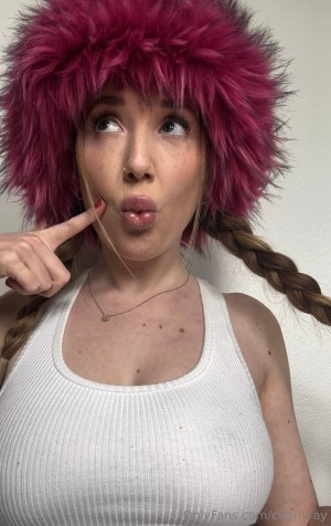 charlyfay Photo #5