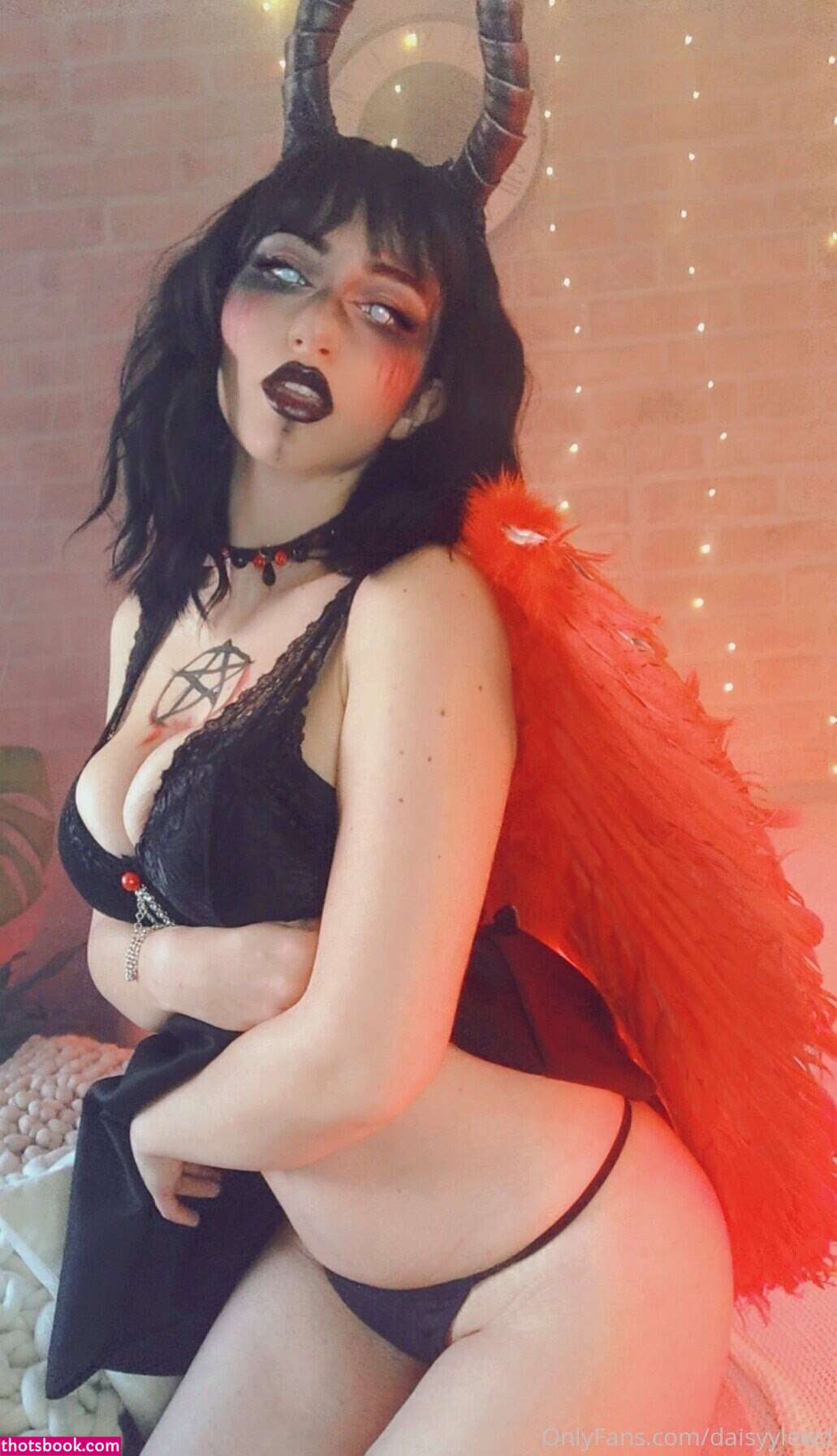 Daisyylewd Photo #21