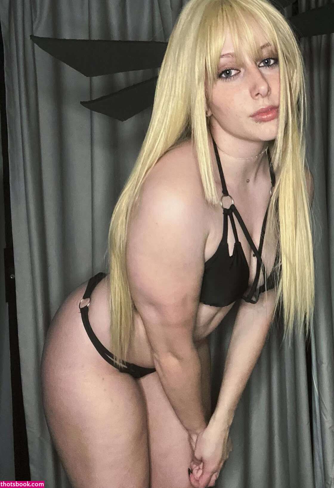 Maantisx Photo #8