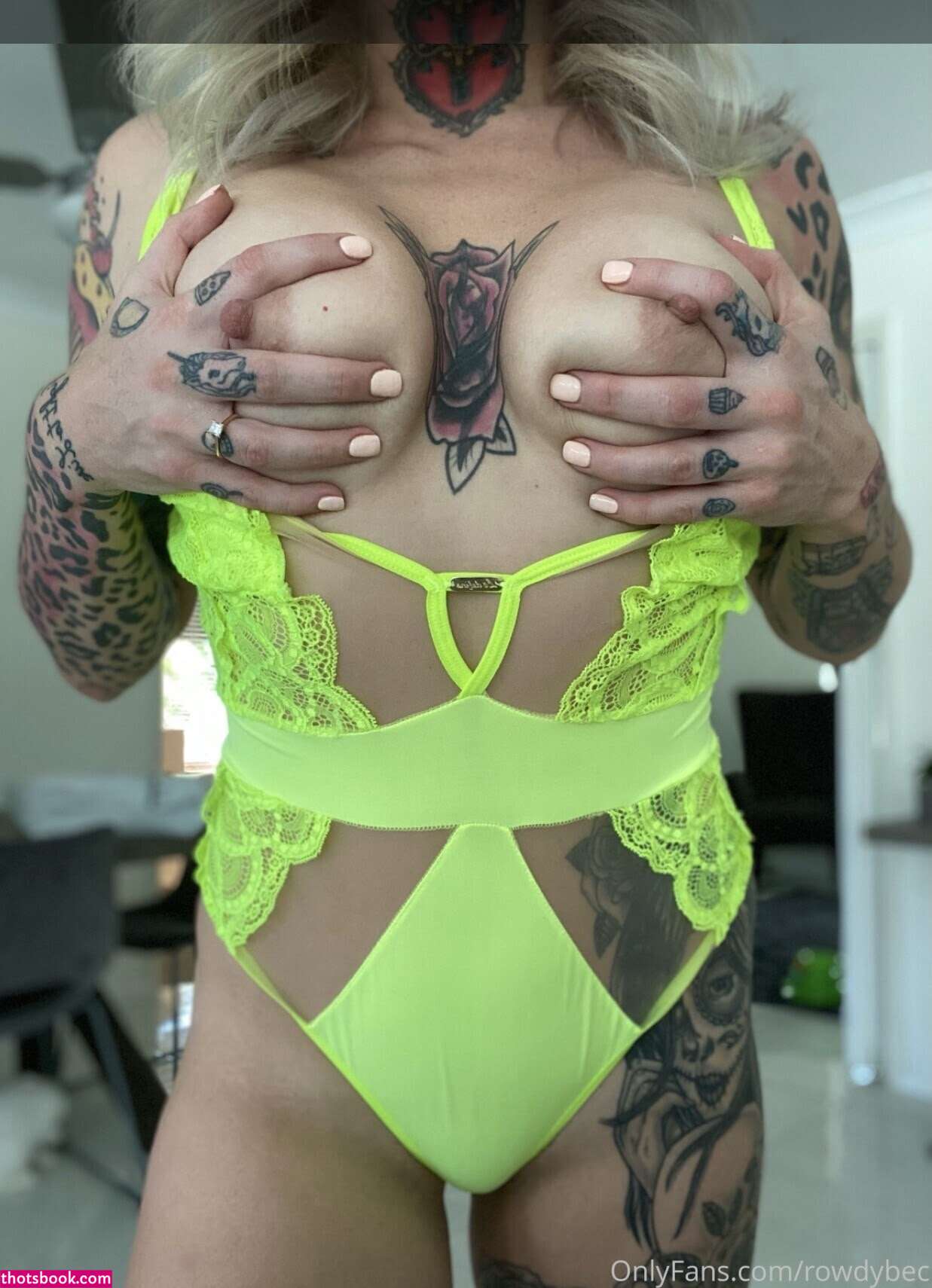 Bec Rawlings Photo #211