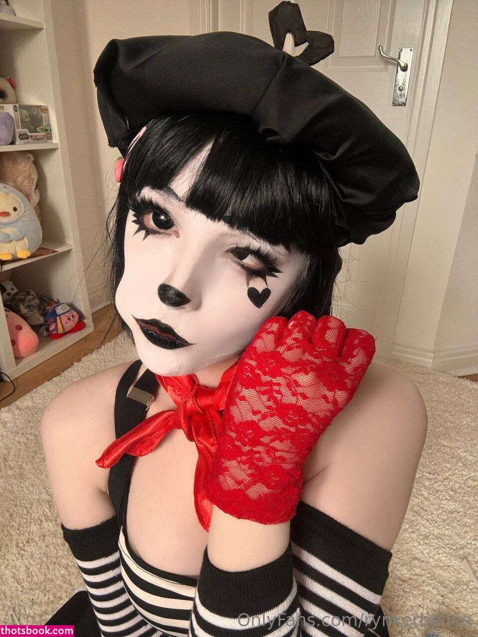 Rynkerbelle Photo #493