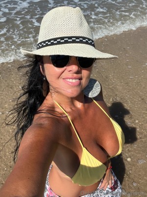 roxynerea Photo #1