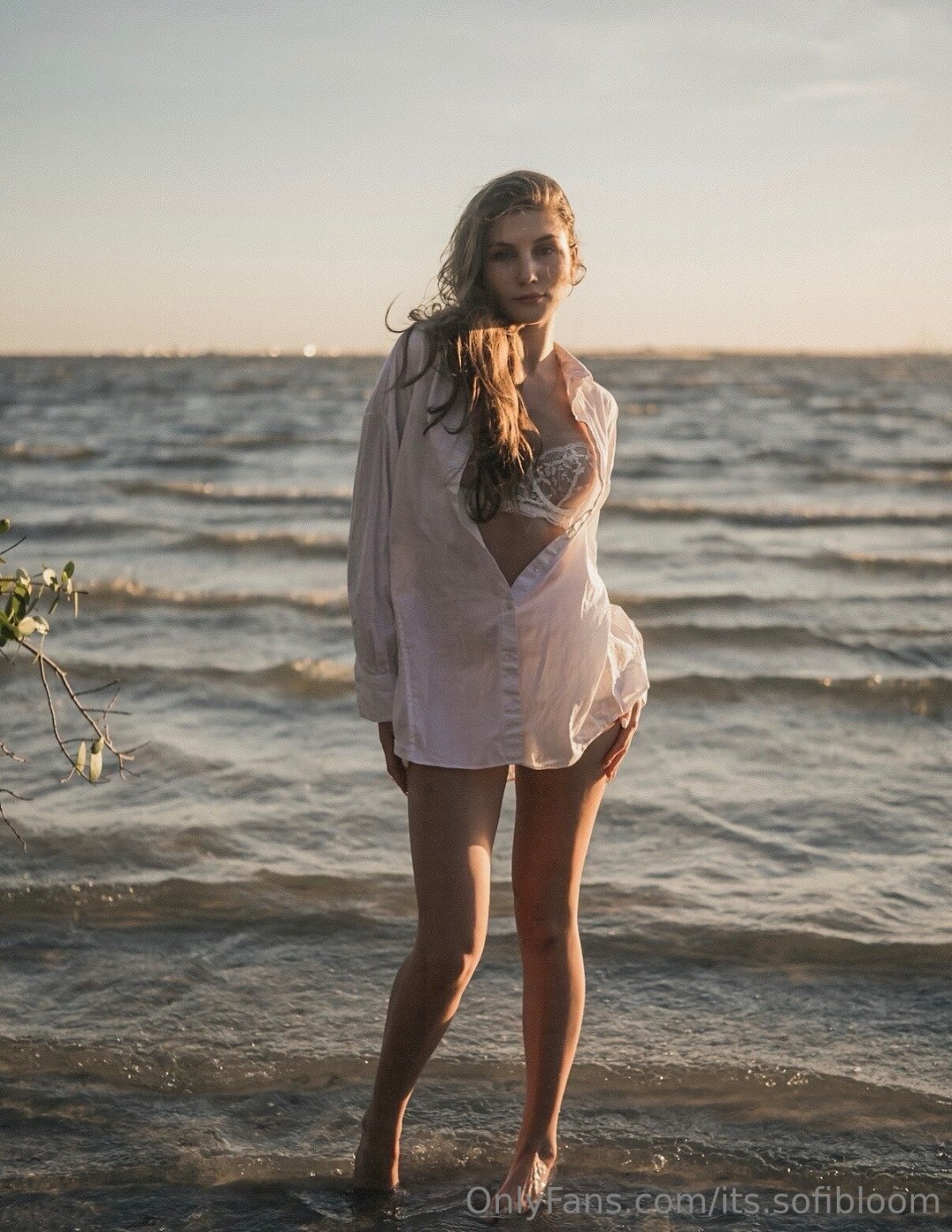 its.sofibloom Photo #3