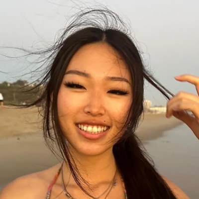 Angela Chin