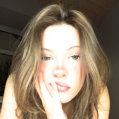 Ania Shtosell