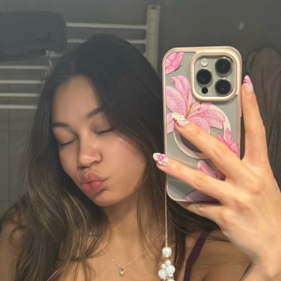 Emma_Embrace