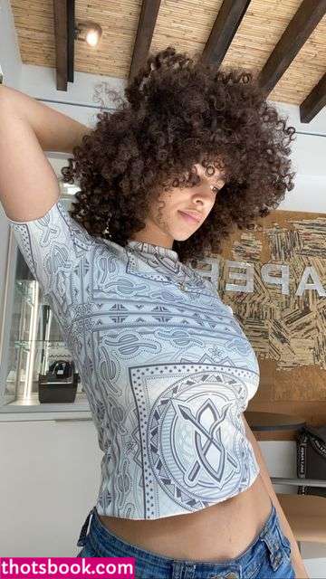 Sarina Photo #81