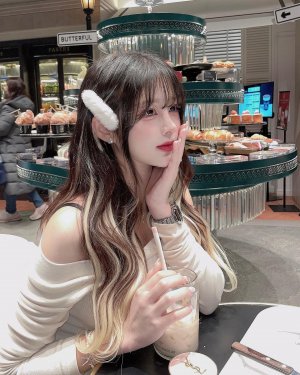 Haruzzxng Photo #35