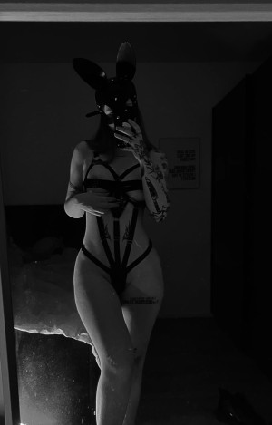 Cath69 Photo #11