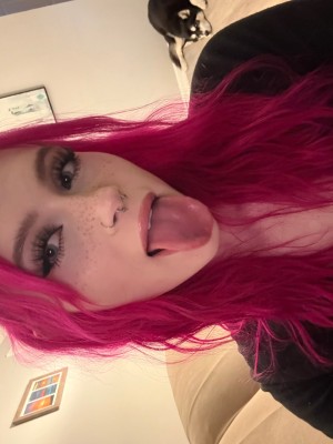 urpinkproblem Photo #17