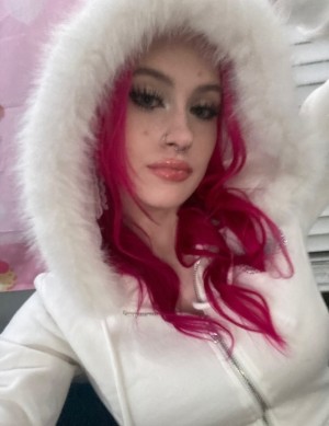 urpinkproblem Photo #25