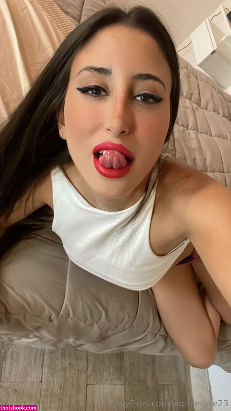 sophierose23 Photo #29