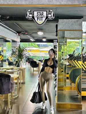 zynzamze Photo #47