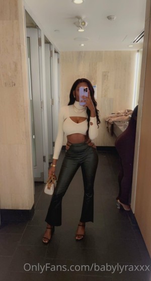 Babylyraxxx Nude OnlyFans Photos #1