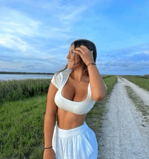 Olivia Alvarez livmorgz Nude Leaks OnlyFans Photos #4