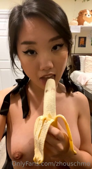 Zhouschmo Nude OnlyFans Video #4