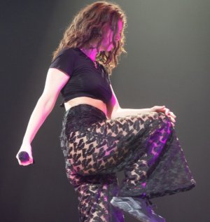 Lorde Photos #7